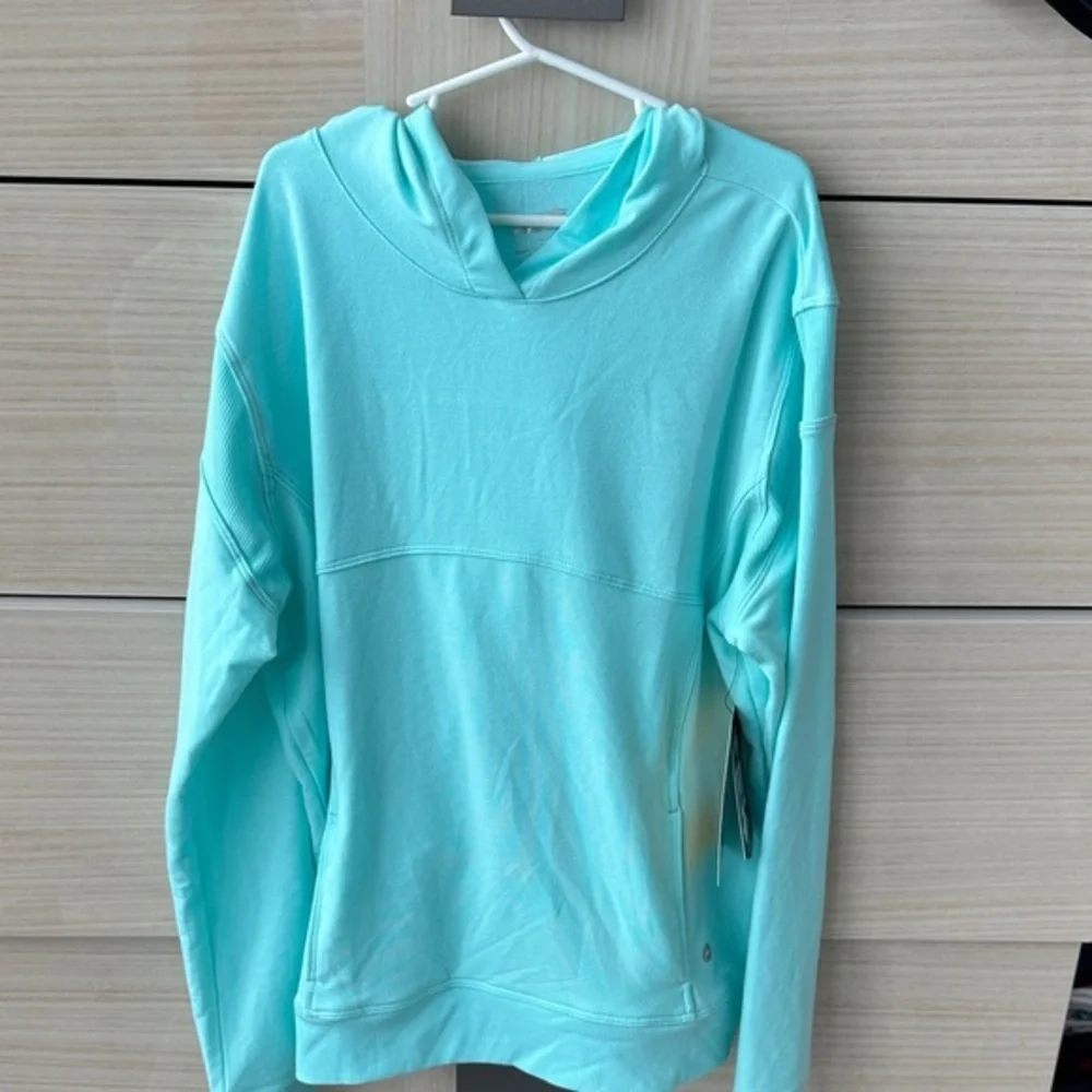 Girls AVIA Hoodie size XL (14-16)